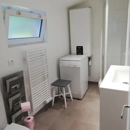 P'tite Maison Atypique Avec Terrasse Hébergement de vacances *