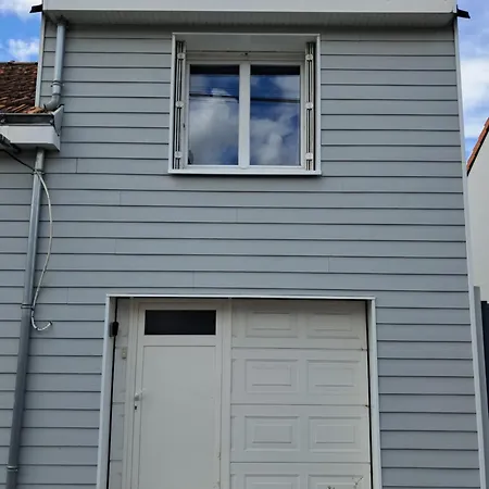 P'tite Maison Atypique Avec Terrasse * Nantes