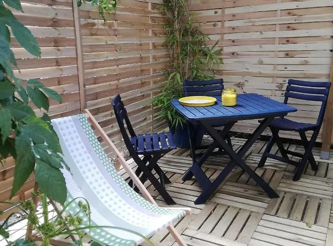 Semesterbostad P'tite Maison Atypique Avec Terrasse Nantes