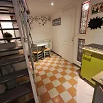 P'tite Maison Atypique Avec Terrasse 펜션 *