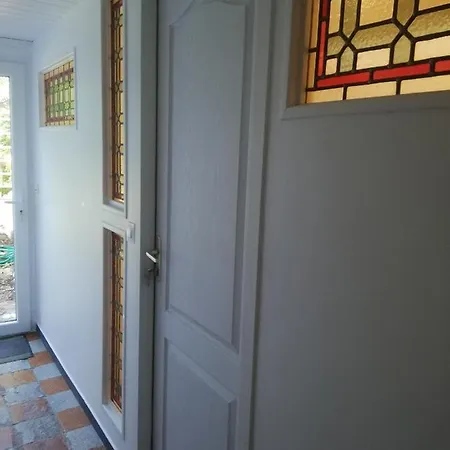 P'tite Maison Atypique Avec Terrasse ナント